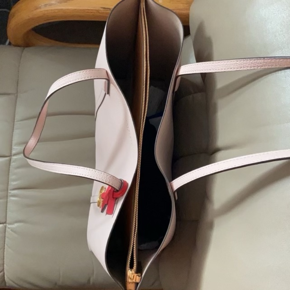 Tory Burch Perry Triple Tote Bag in Shell Pink - Picture 3 of 8